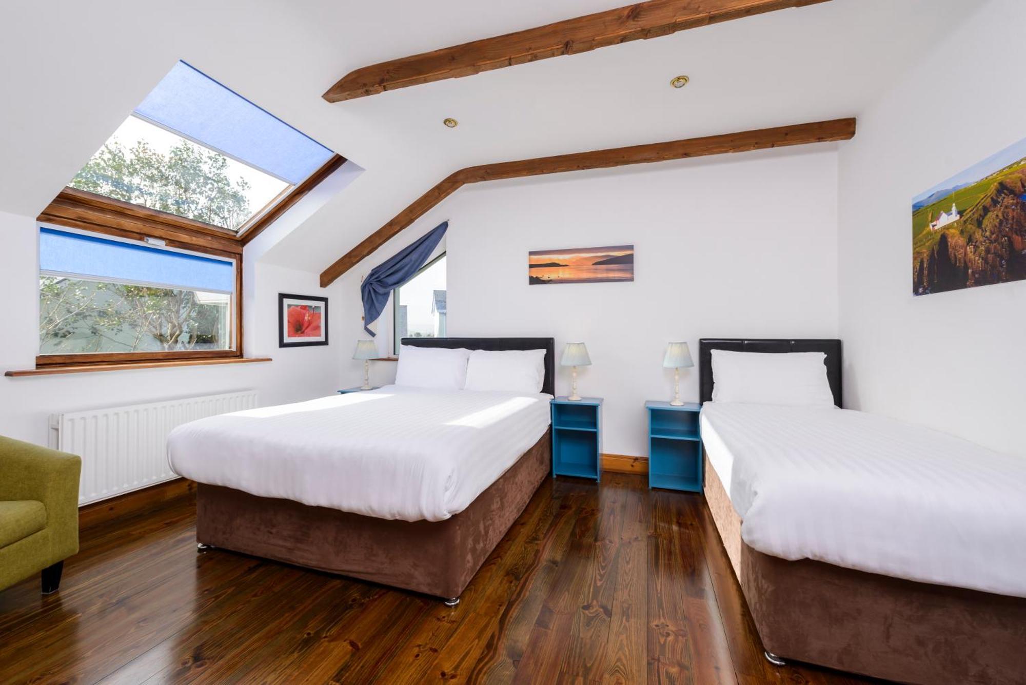 An Capall Dubh B&B 丁格尔 外观 照片