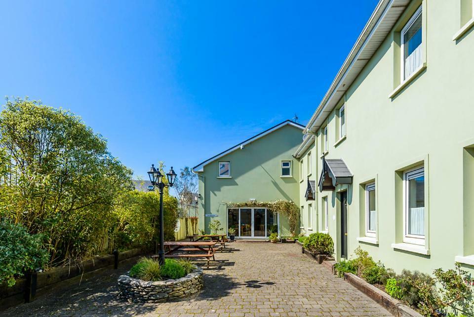 An Capall Dubh B&B 丁格尔 外观 照片